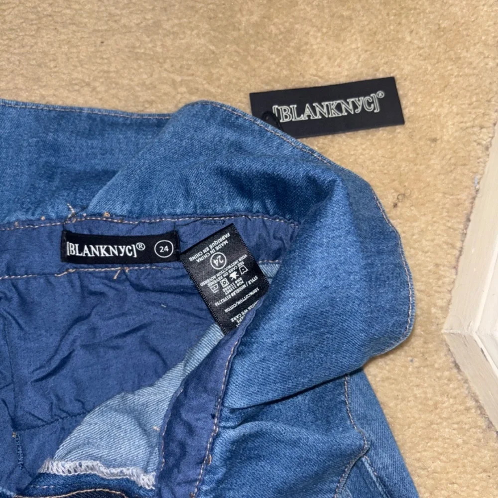 Jeans - Picture 3 of 3